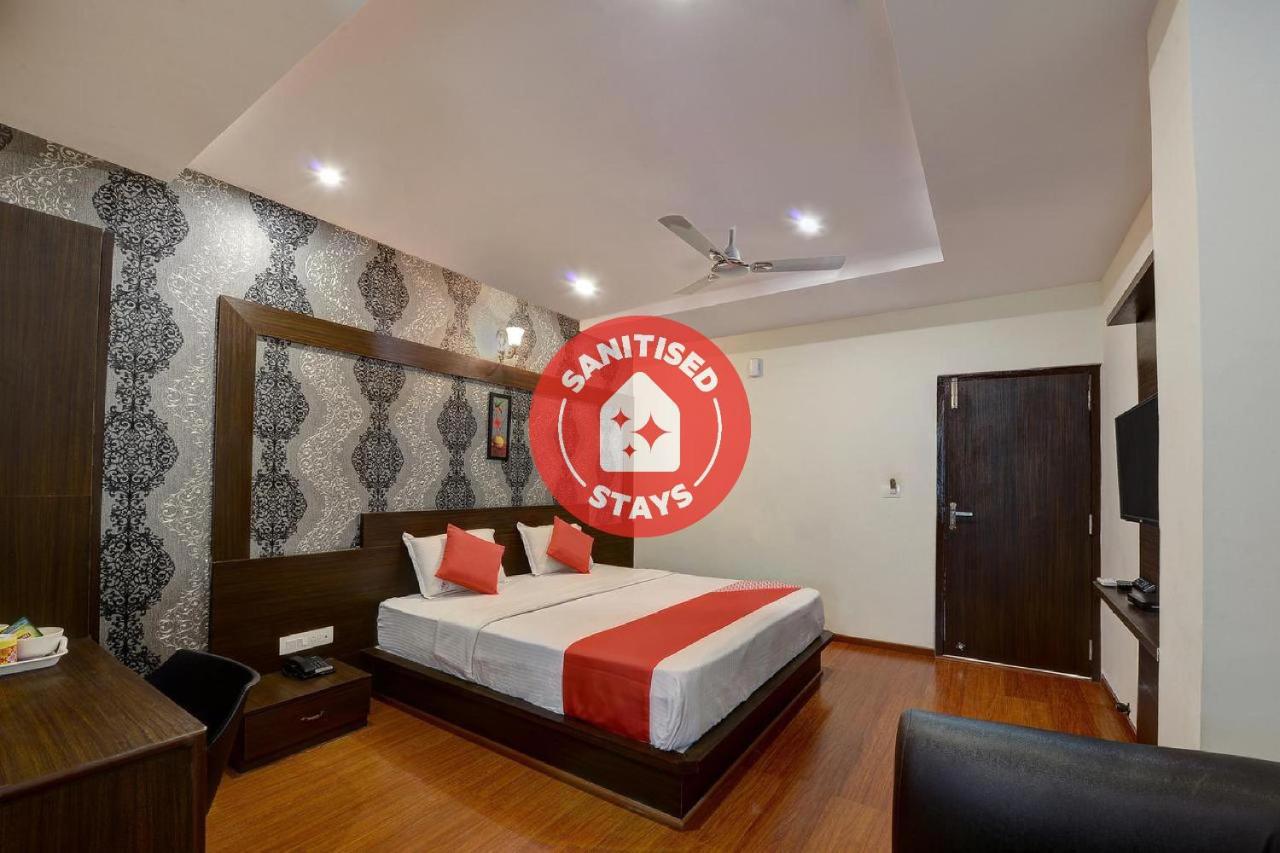 Capital O Hotel Samanvi International Belur  Экстерьер фото