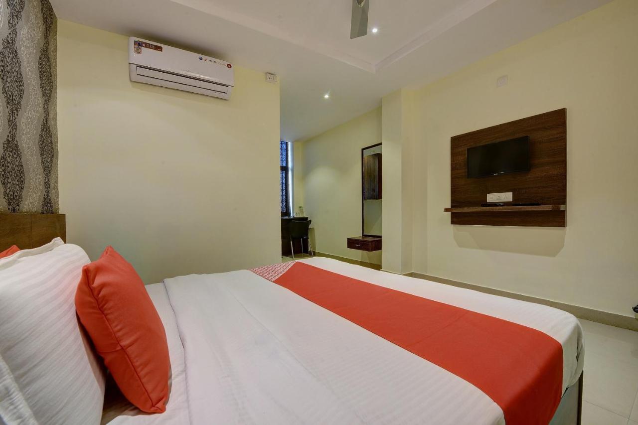Capital O Hotel Samanvi International Belur  Экстерьер фото
