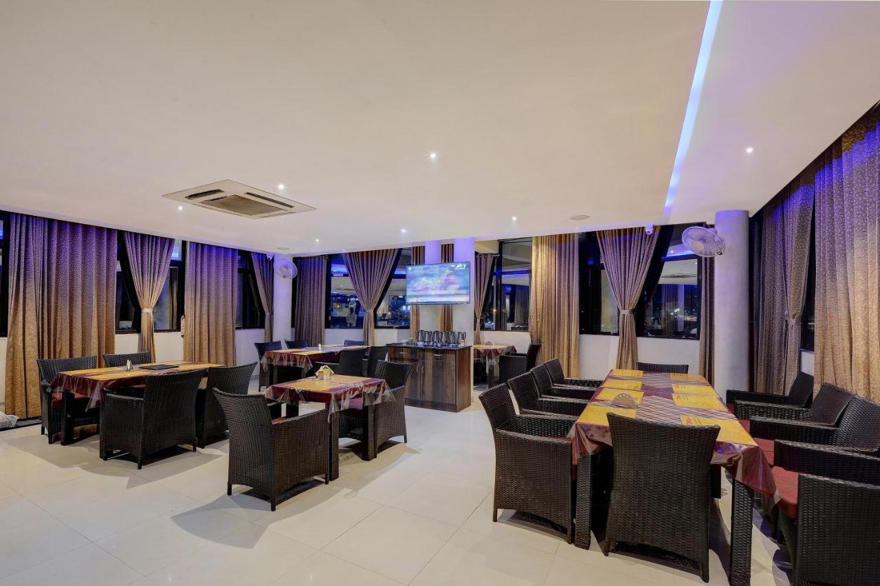 Capital O Hotel Samanvi International Belur  Экстерьер фото