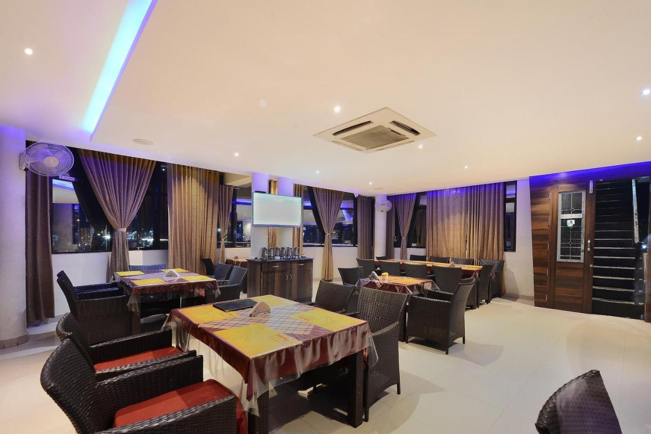 Capital O Hotel Samanvi International Belur  Экстерьер фото