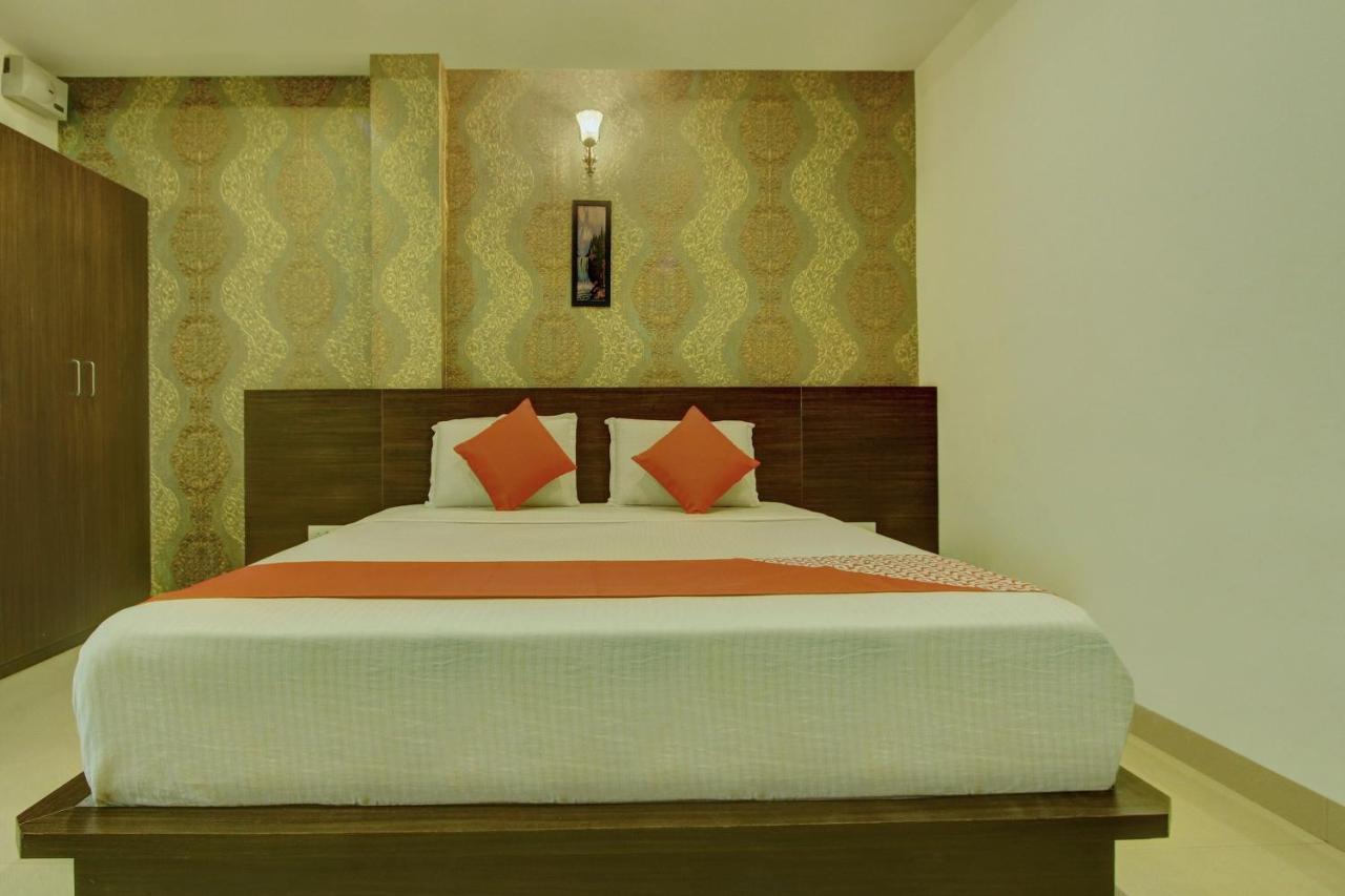 Capital O Hotel Samanvi International Belur  Экстерьер фото